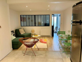 Nice new apartment with direct access a big garden